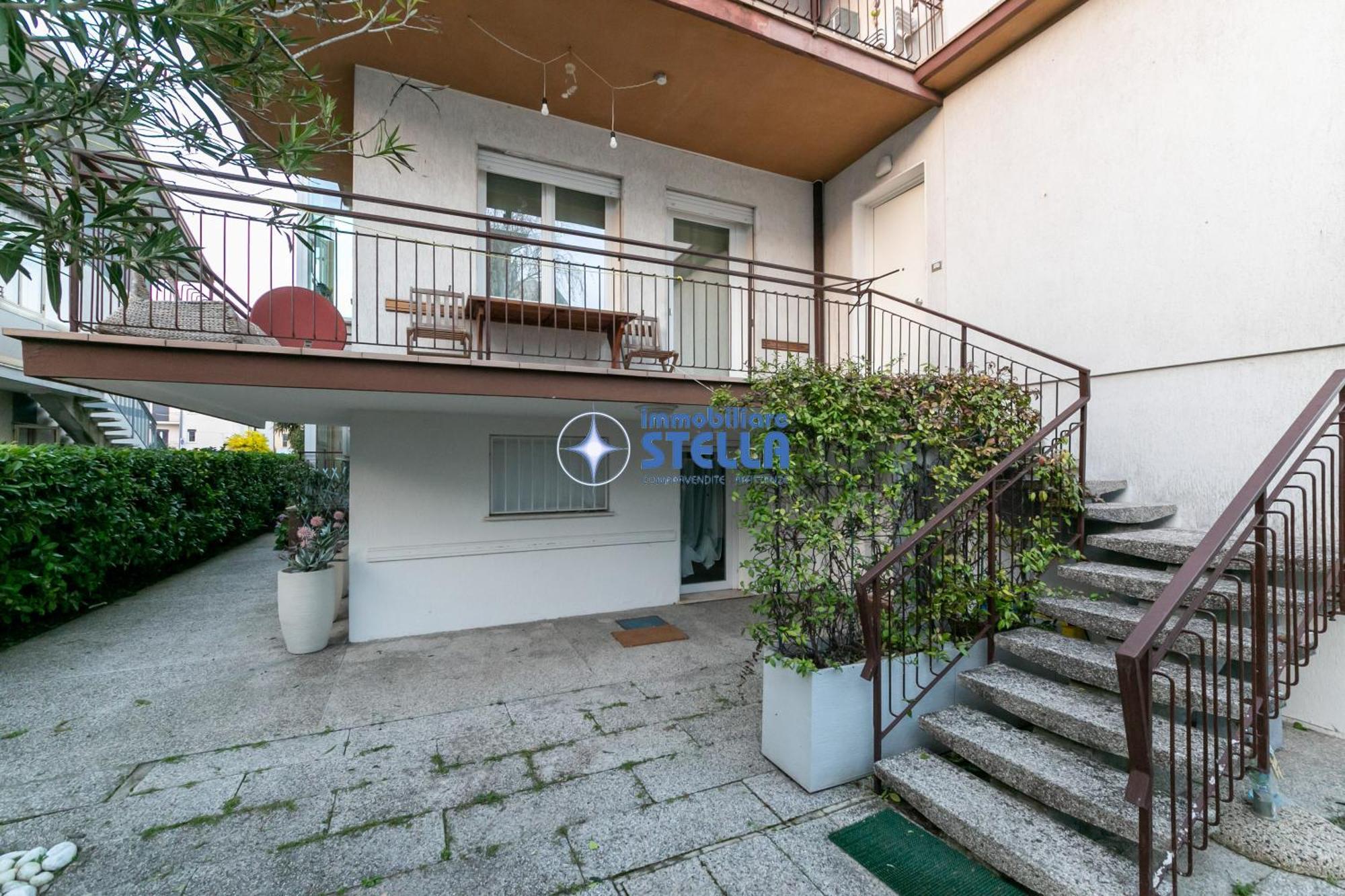 Condominio Secchiati Lido di Jesolo Kültér fotó
